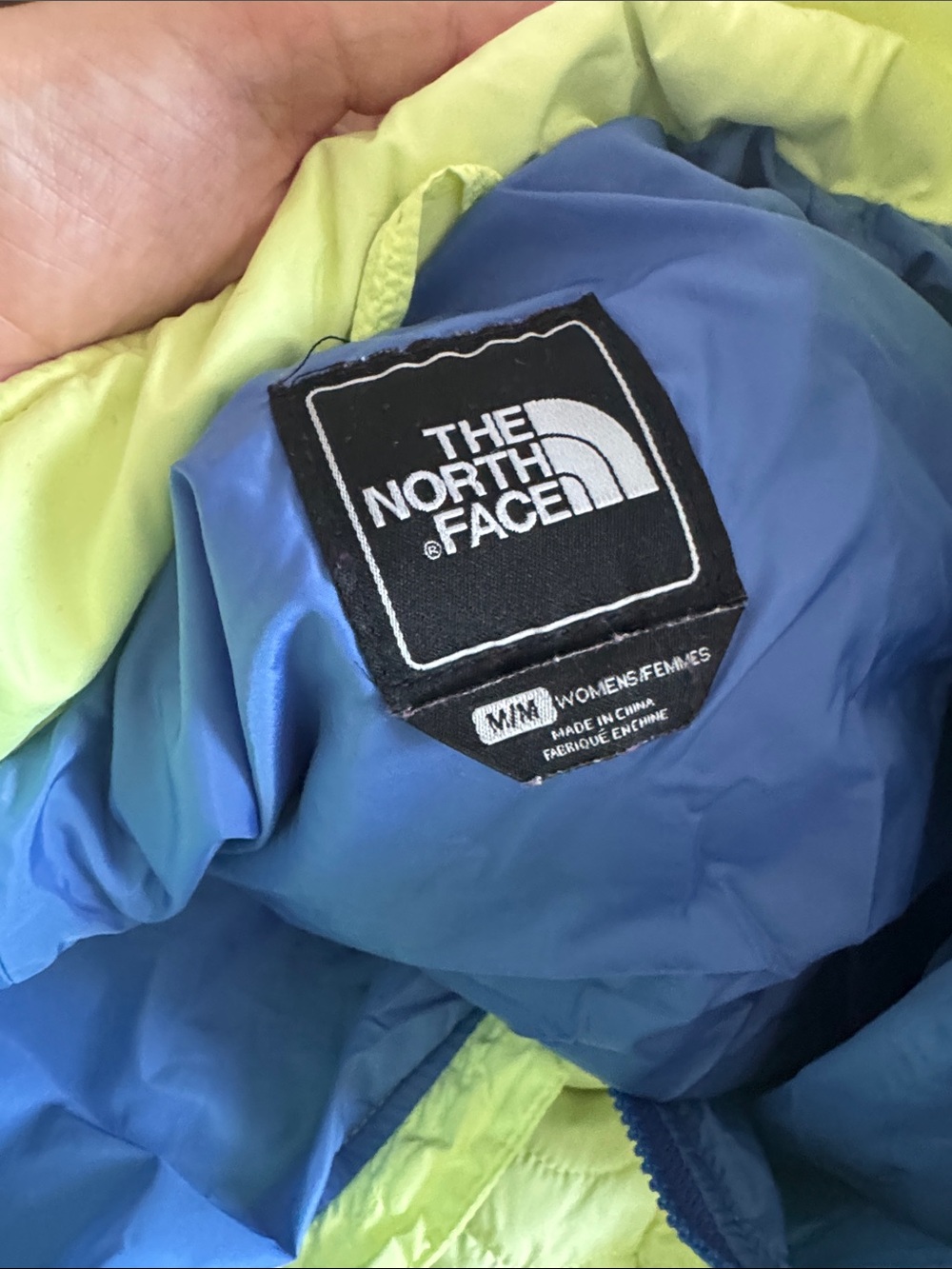 The North Face Kids Neon Light-Green Quilted Puffer Jacket - Picture 2 of 2
